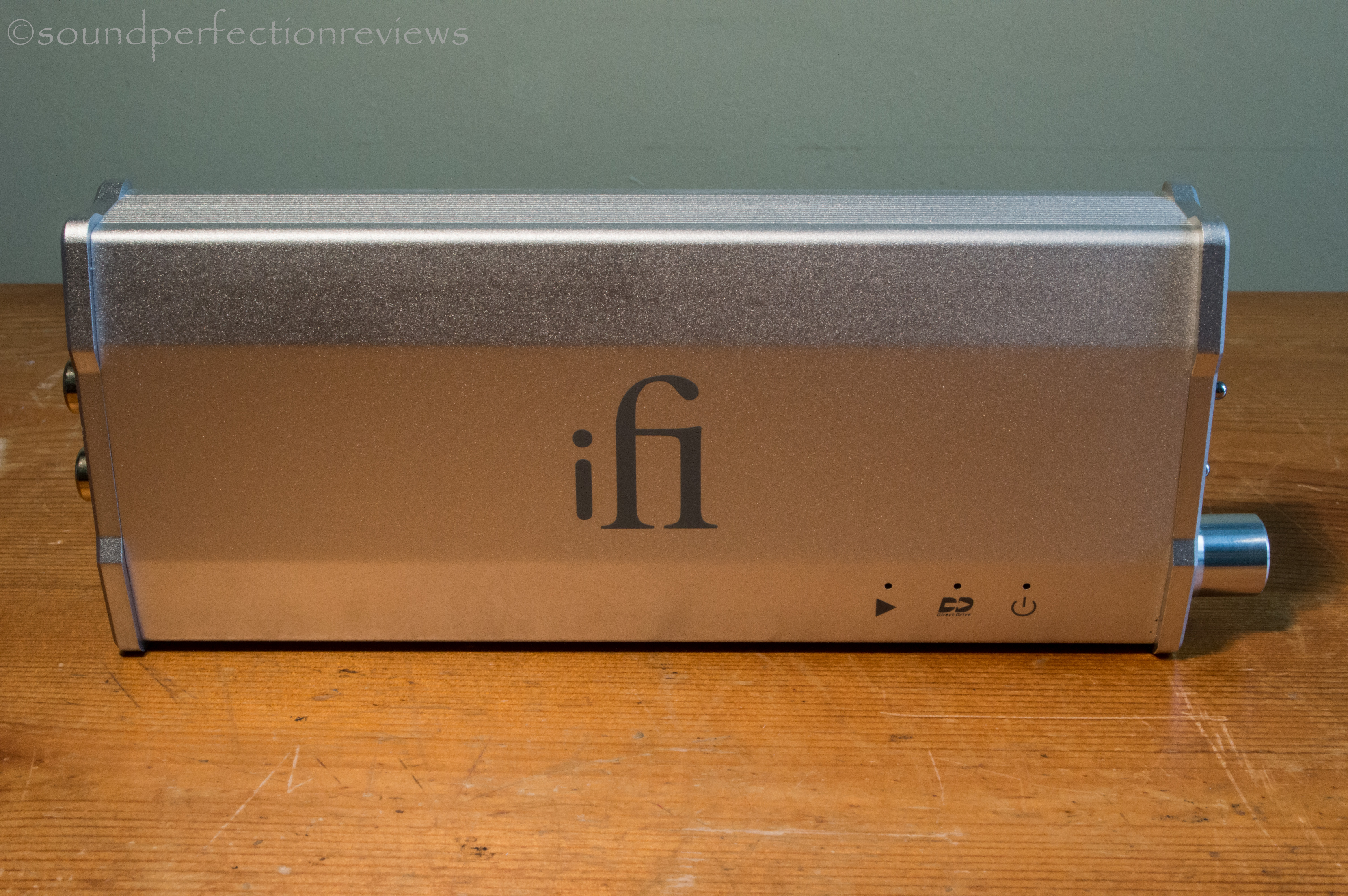 Review: iFi Audio iCan headphone amplifier (neutral with 3D sound and Bass Boost)