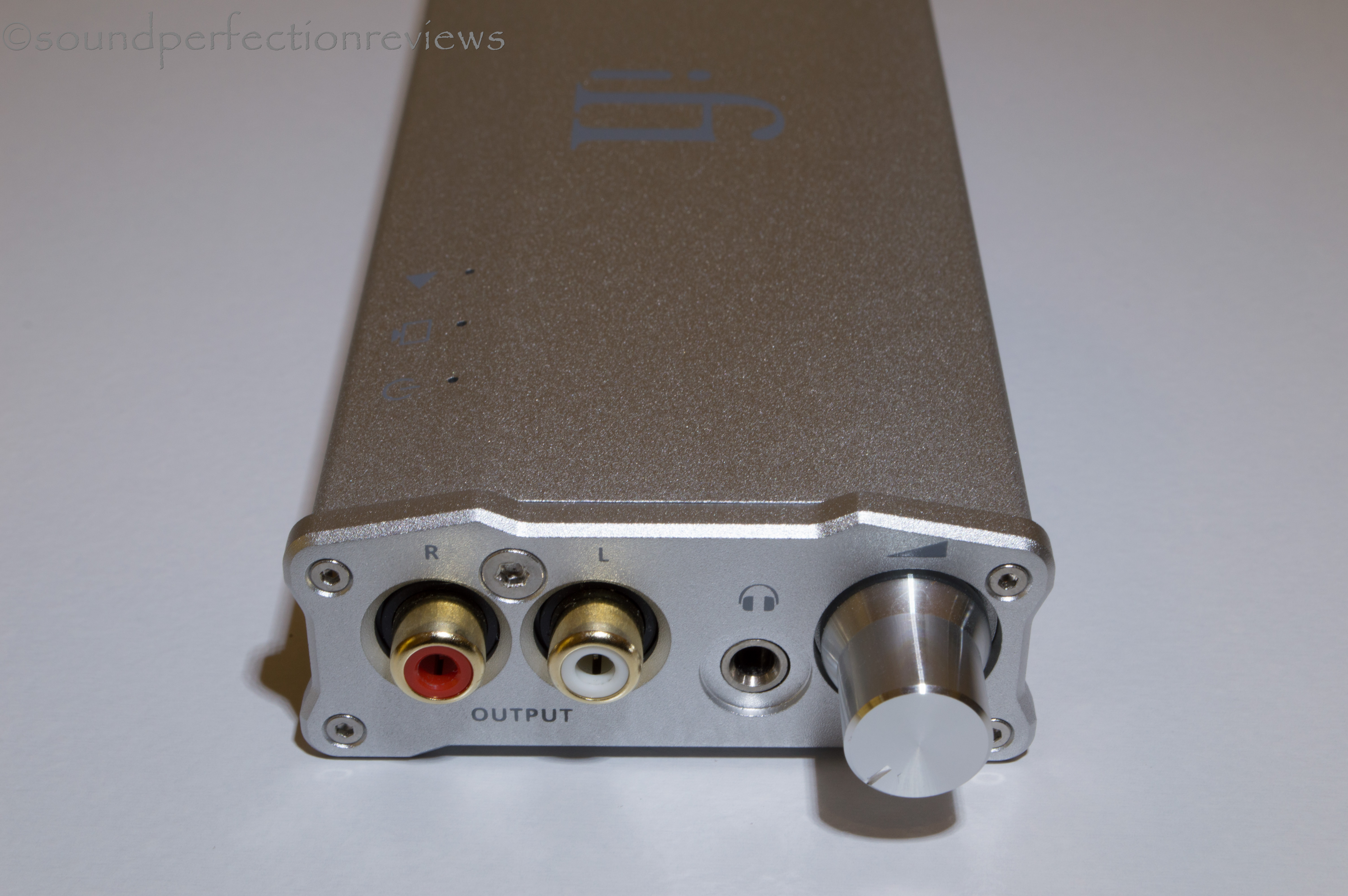 Review: iFi Audio iDAC + Gemini USB Cable