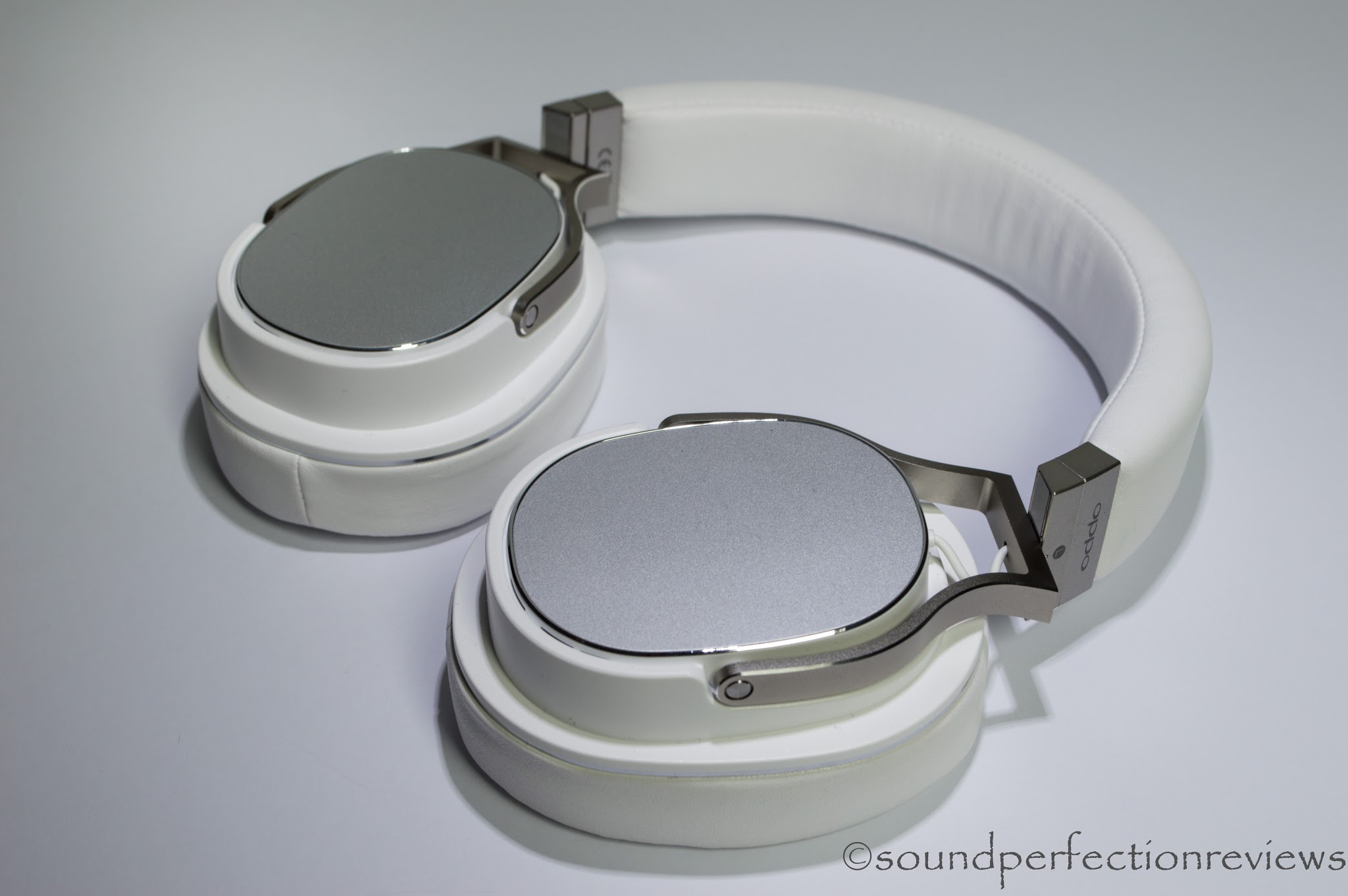 Review: Oppo PM-3 (Portable Planar Magnetic Headphones)